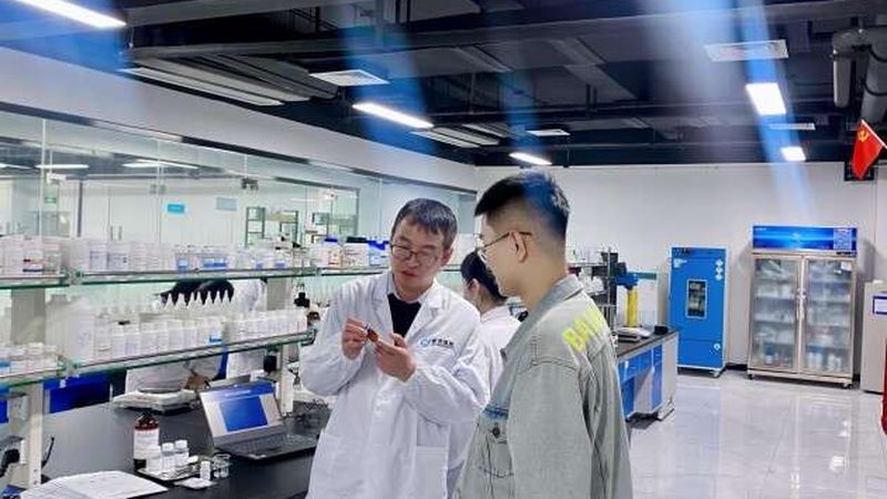 细胞培养基的“秘境”：成分分类揭秘**